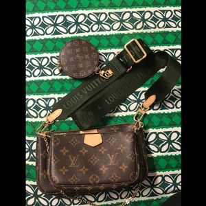 Authentic Louis vuitton multi pochette accessoires